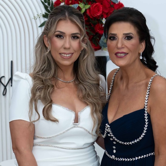 LIVE SHOW NOTIFICATION - like to be notified when we go live. - Picture 9 of 14